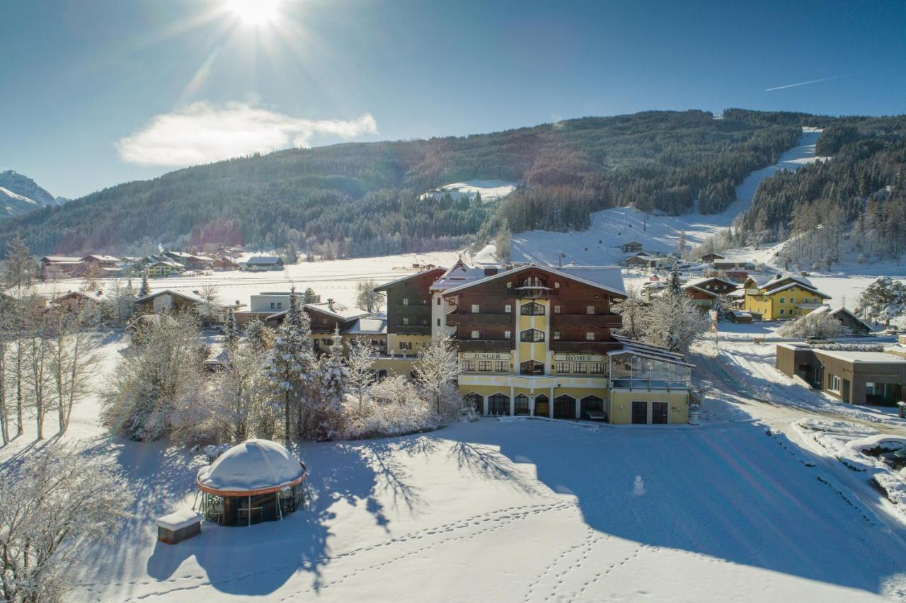 Hotel Zum Jungen Roemer Radstadt Kültér fotó