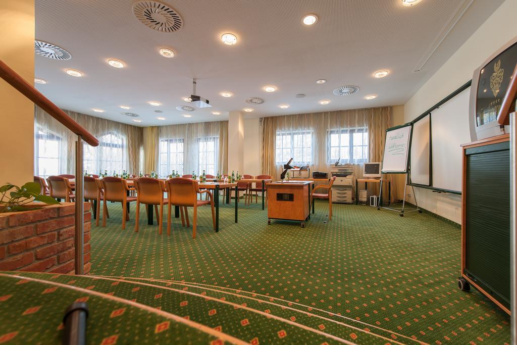 Hotel Zum Jungen Roemer Radstadt Kültér fotó